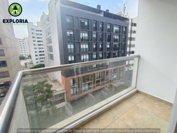 Lindo Departamento en Venta de 2 Dorm. en Miraflores