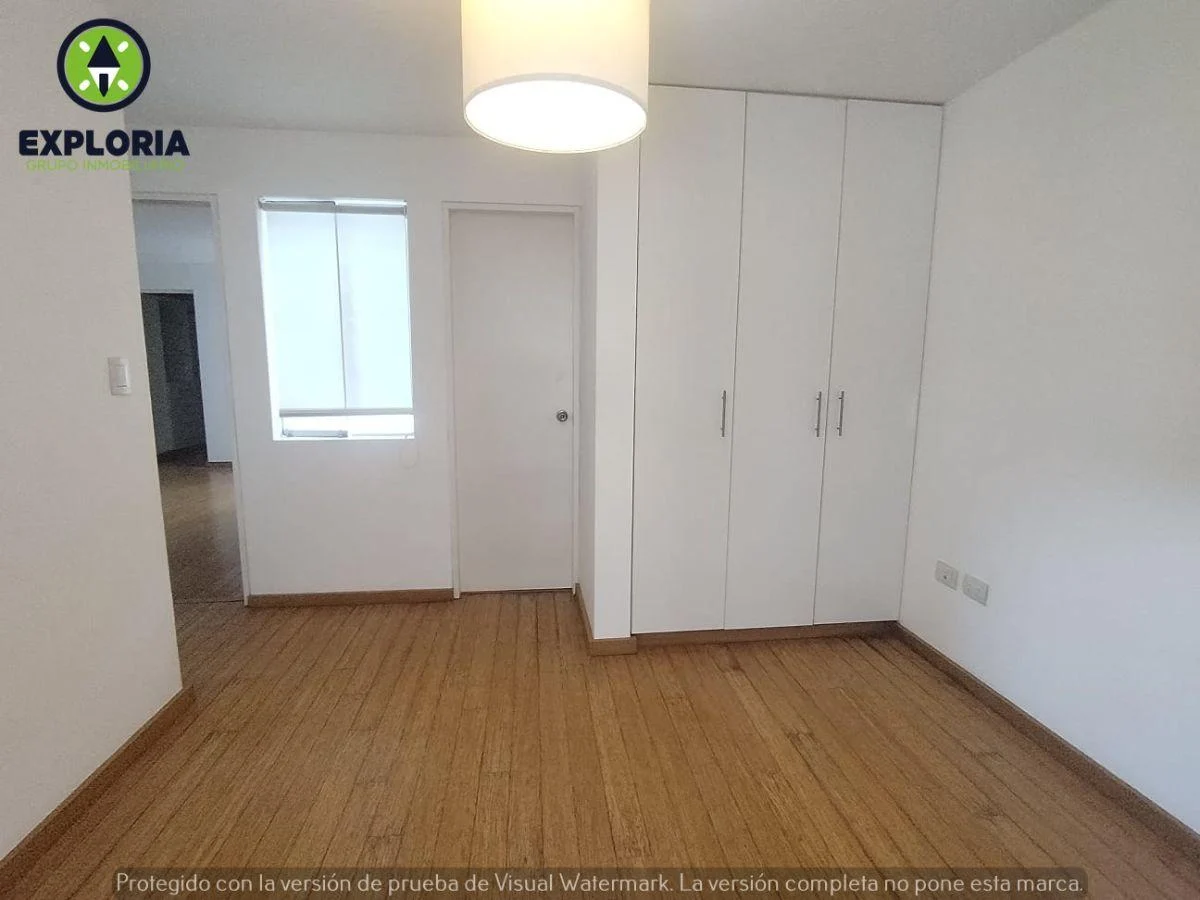 Lindo Departamento en Venta de 2 Dorm. en Miraflores