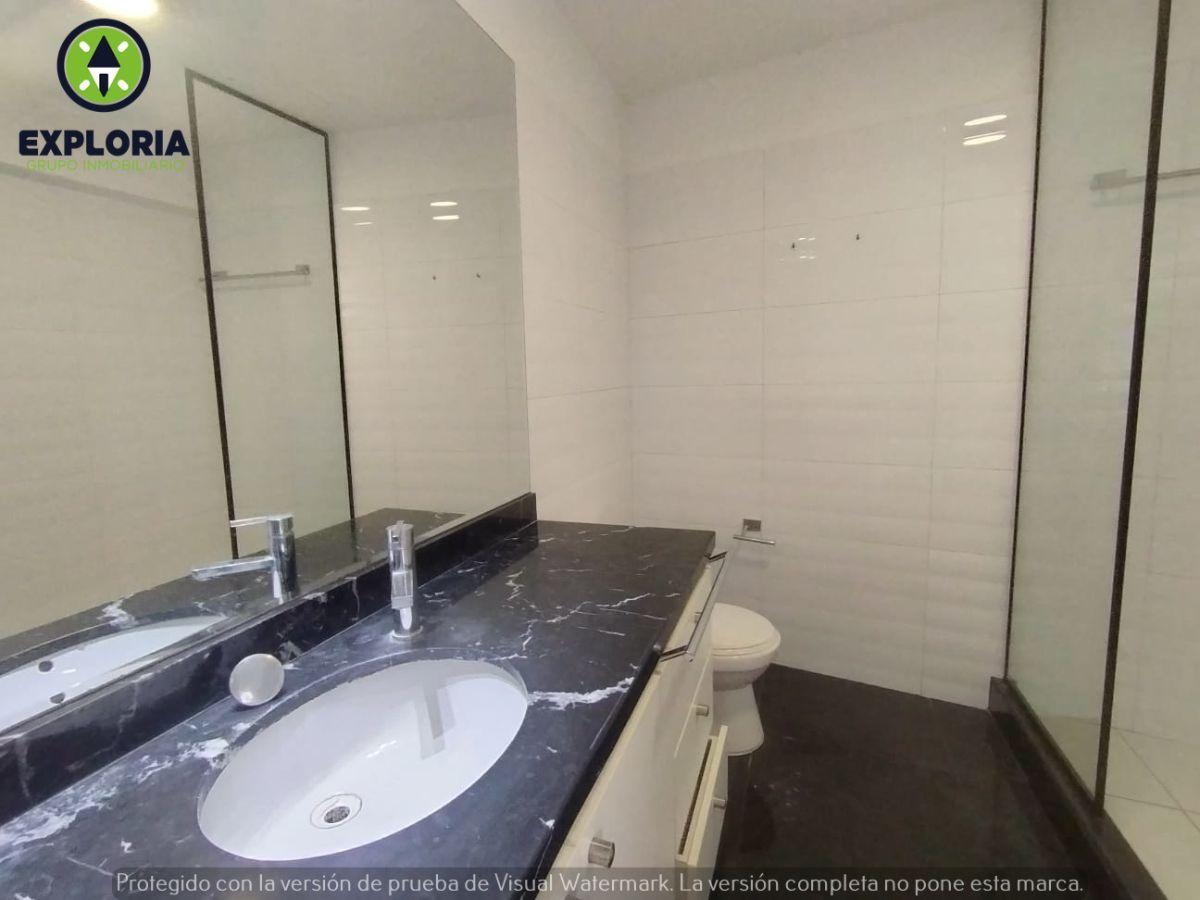 Lindo Departamento en Venta de 2 Dorm. en Miraflores