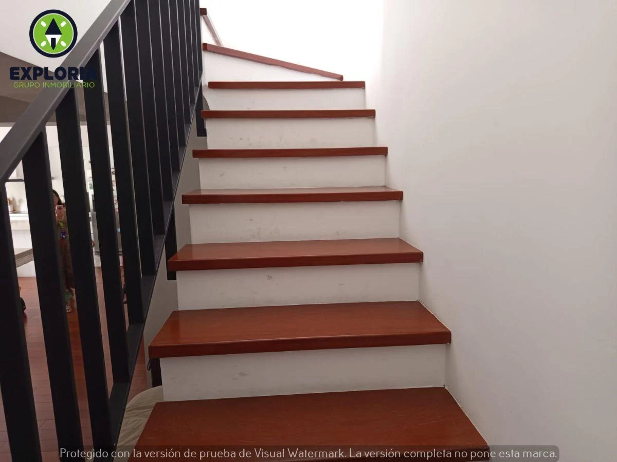 Exclusivo Dúplex en Venta en San Isidro con Terraza y Balcones