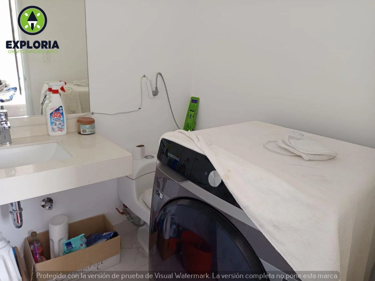Exclusivo Dúplex en Venta en San Isidro con Terraza y Balcones