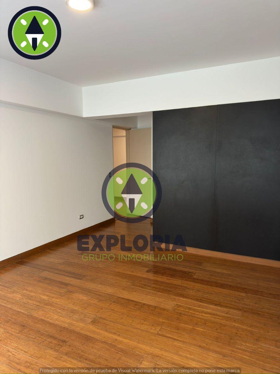 Venta de Exclusivo Departamento en Santacruz – Miraflores