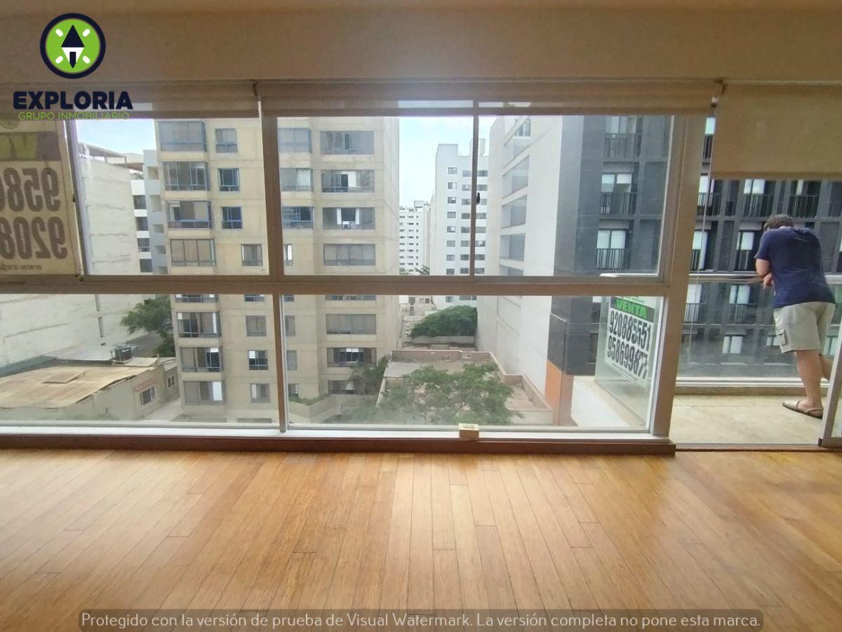 Lindo Departamento en Venta de 2 Dorm. en Miraflores