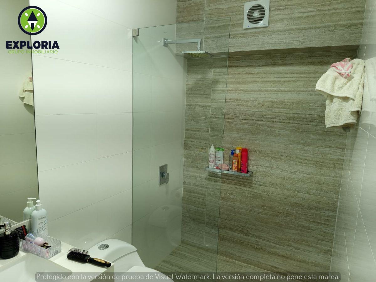 Exclusivo Dúplex en Venta en San Isidro con Terraza y Balcones