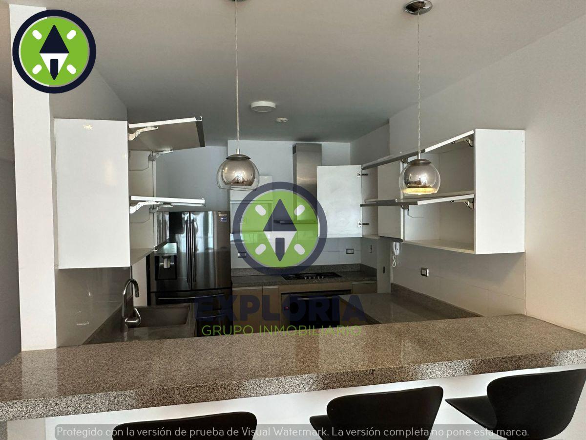 Venta de Exclusivo Departamento en Santacruz – Miraflores