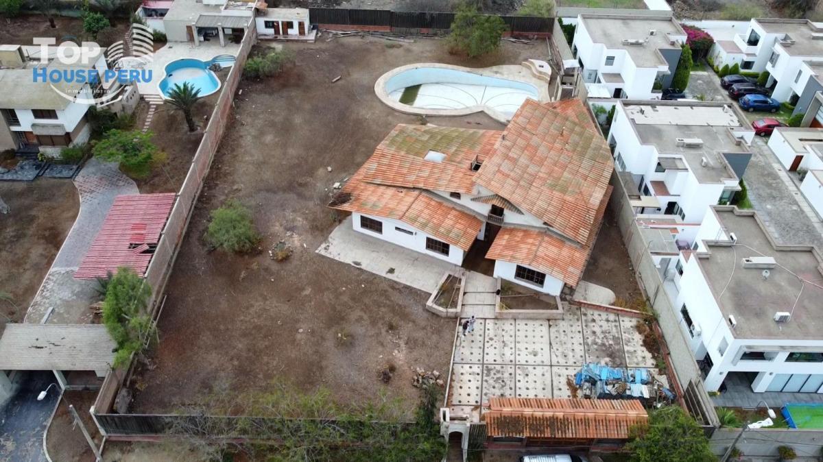 1 Vendo Gran Terreno en La Molina – 2500 m²