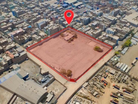Venta de Terreno Ate 10 403 m² Cerca a 5 Min Puruchuco