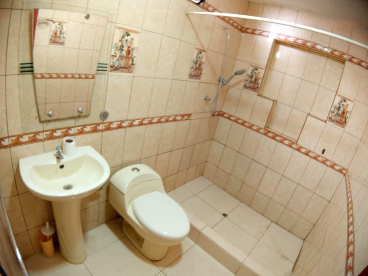 Casa Como Terreno en Venta, Ate
