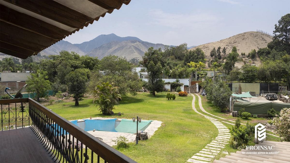 Casa Como Terreno en Zona Tranquila – La Planicie, La Molina