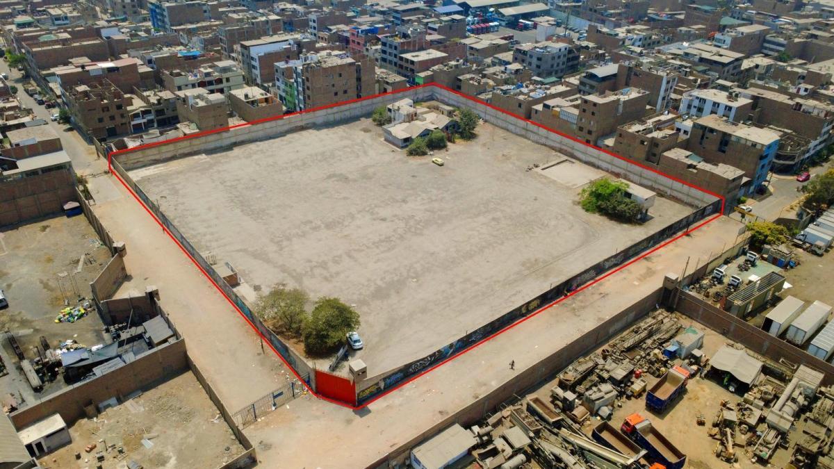 Venta de Terreno Ate 10 403 m² Cerca a 5 Min Puruchuco