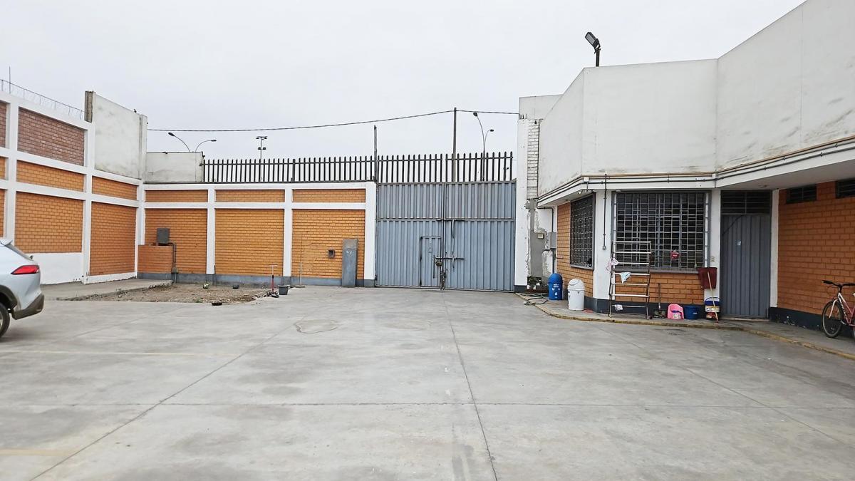 Local Industrial en Venta – 1,846 m² – Callao