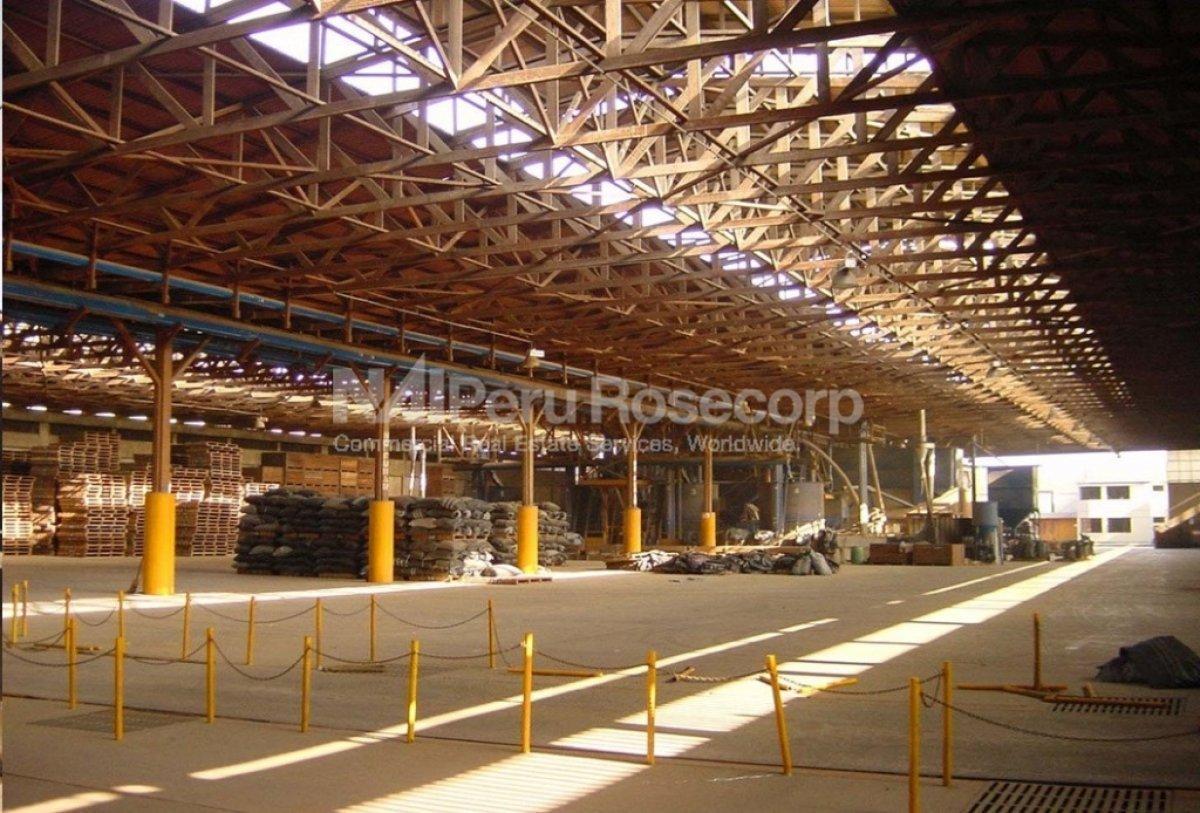 Local – Lote Industrial – 1860 m² – Ate