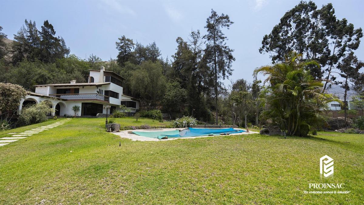 Casa Como Terreno en Zona Tranquila – La Planicie, La Molina
