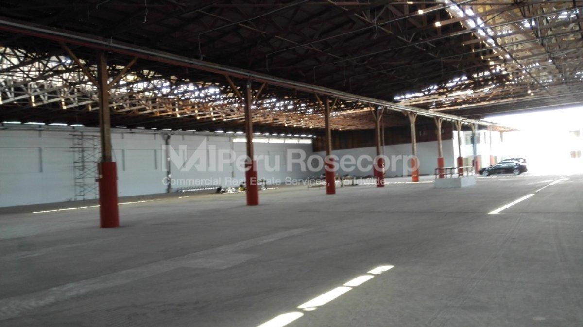 Local – Lote Industrial – 1860 m² – Ate