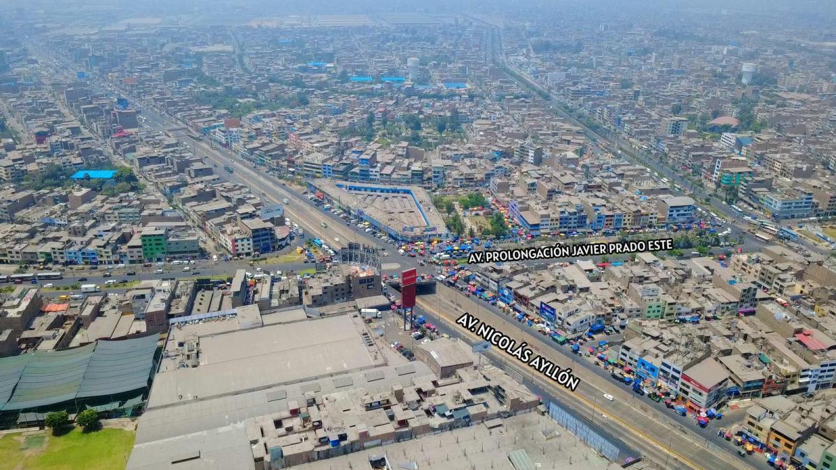 Venta de Terreno Ate 10 403 m² Cerca a 5 Min Puruchuco