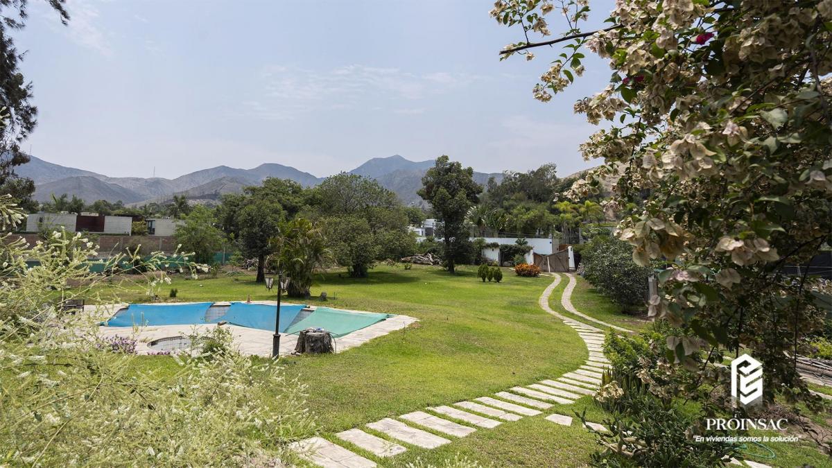 Casa Como Terreno en Zona Tranquila – La Planicie, La Molina