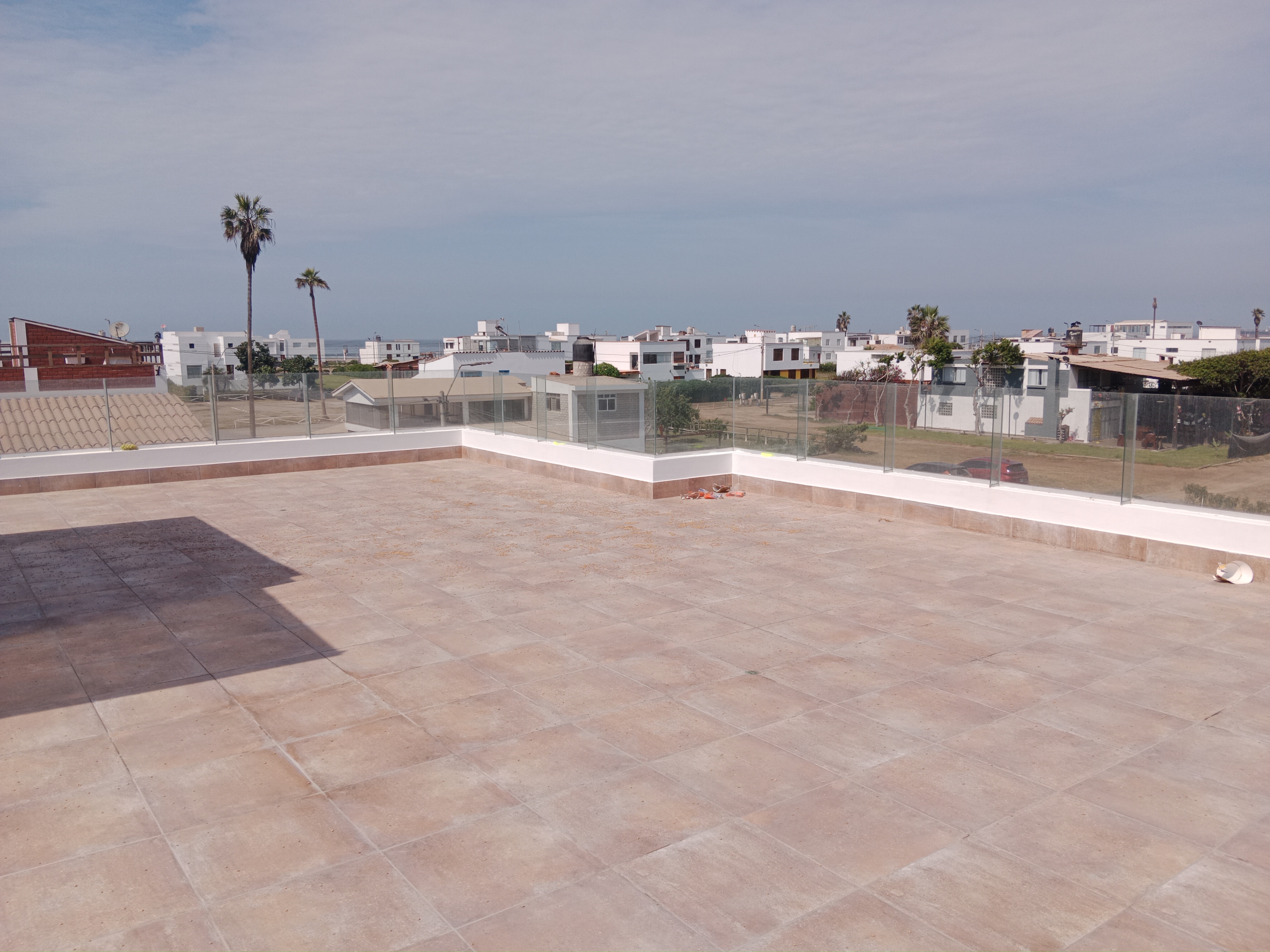 SE VENDE AMPLIA CASA EN LURIN – SOLIMAR