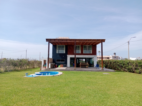 SE VENDE AMPLIA CASA EN LURIN – SOLIMAR