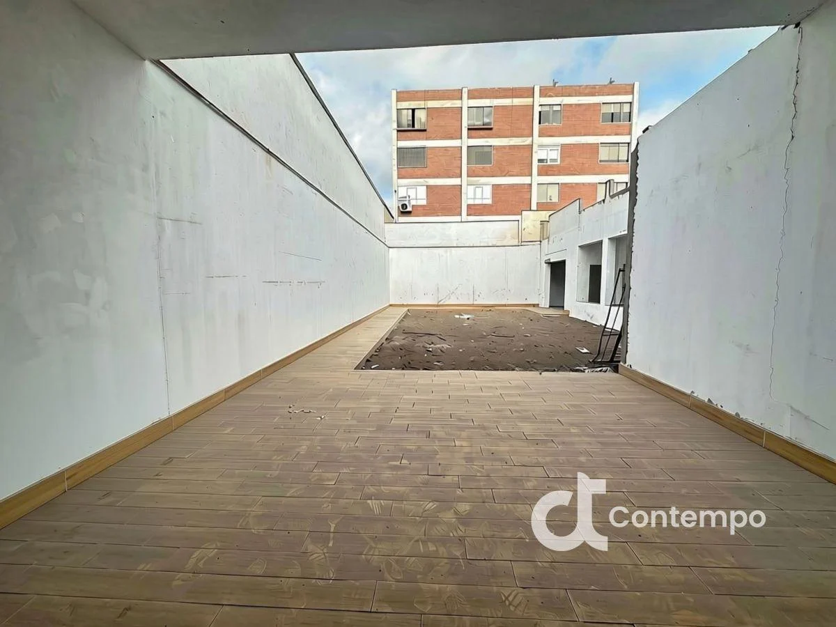 No Es Solo un Terreno. Es El Lugar Donde Empieza La Historia de Tu Familia en San Isidro