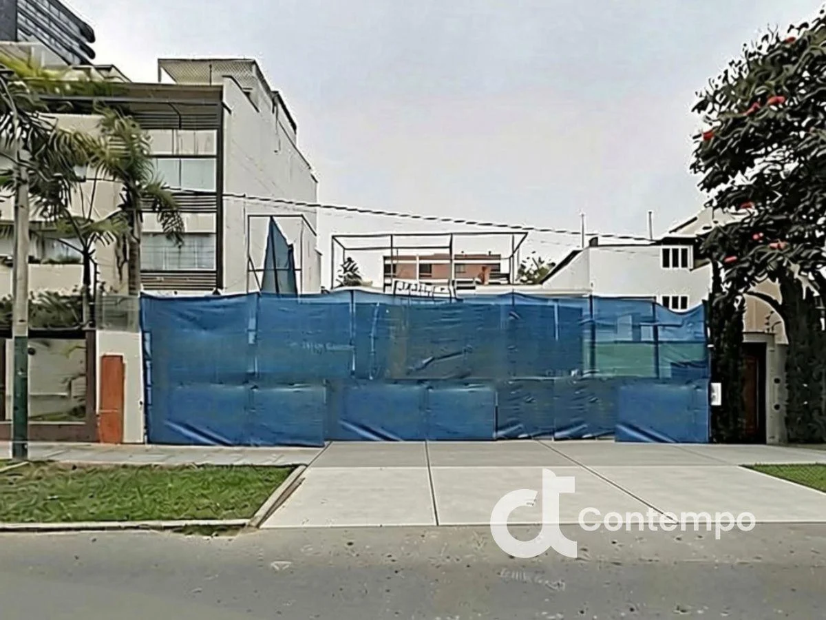 No Es Solo un Terreno. Es El Lugar Donde Empieza La Historia de Tu Familia en San Isidro