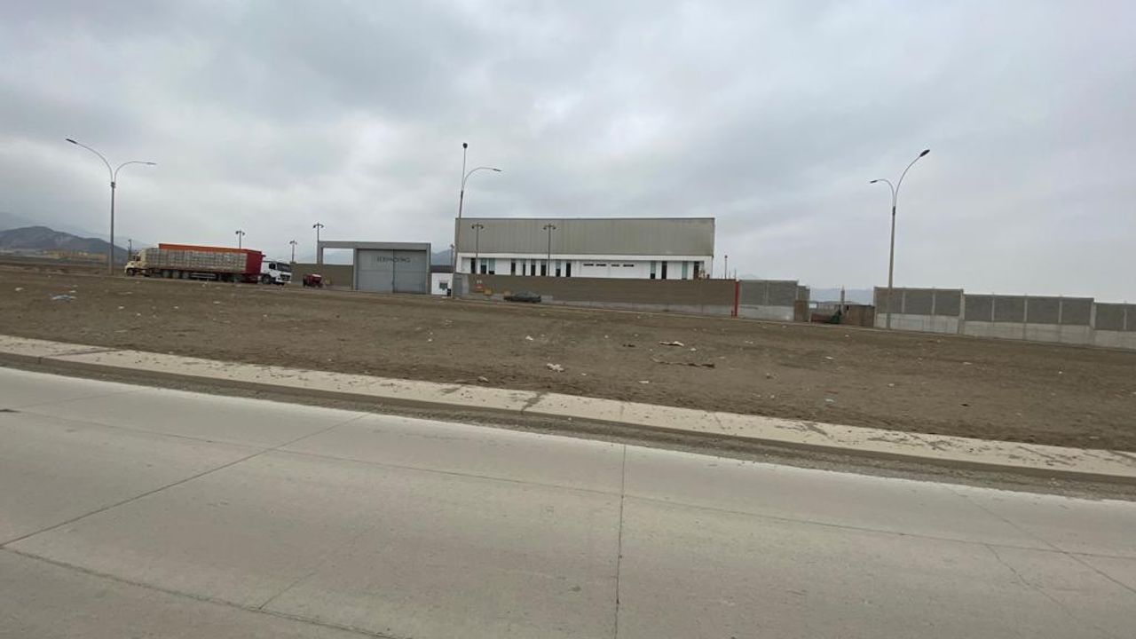 VENTA DE TERRENO INDUSTRIAL I2, DE 9,808 M2. EN ESQUINA, LURÍN, CIUDAD INDUSTRIAL MACROPOLIS